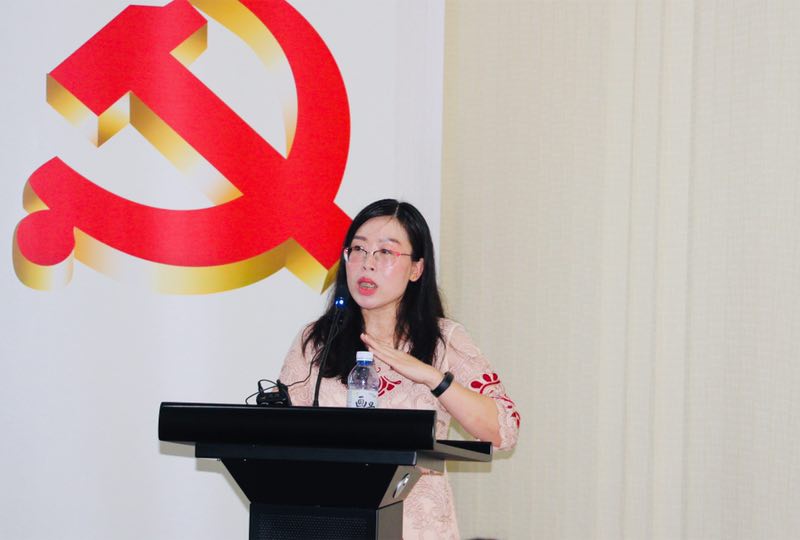 我校李静老师受邀赴湛江市委组织部作&ldquo;组工论坛&rdquo;专题讲座