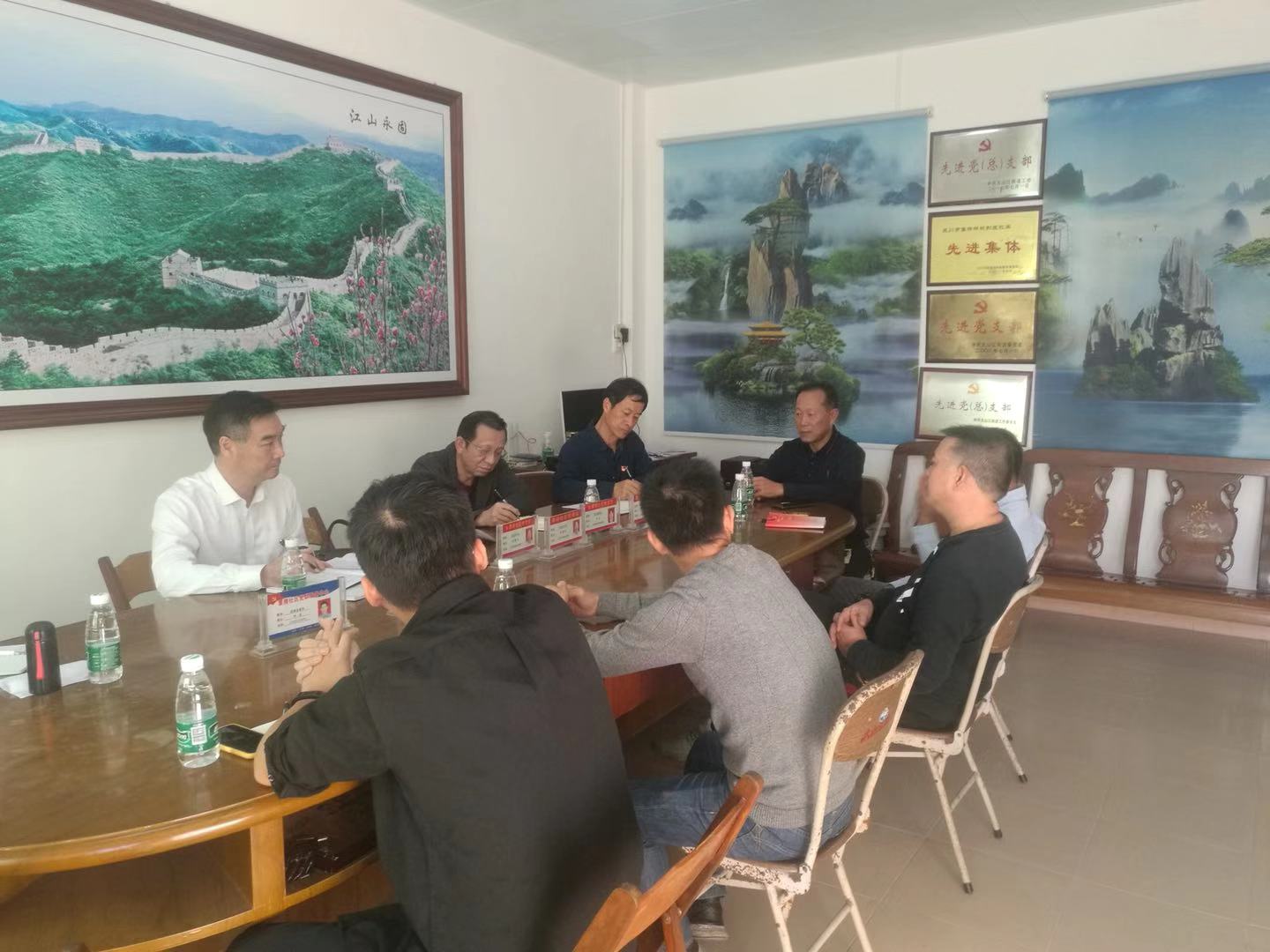 党委书记、校长许文滔到吴川市大山江街道办 召开&ldquo;十百千&rdquo;回乡干部工作研究会