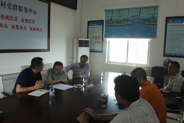 校领导带队开展扶贫慰问