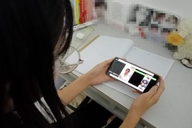 我校团委组织团员青年观看&ldquo;一堂特殊的主题团课&rdquo;